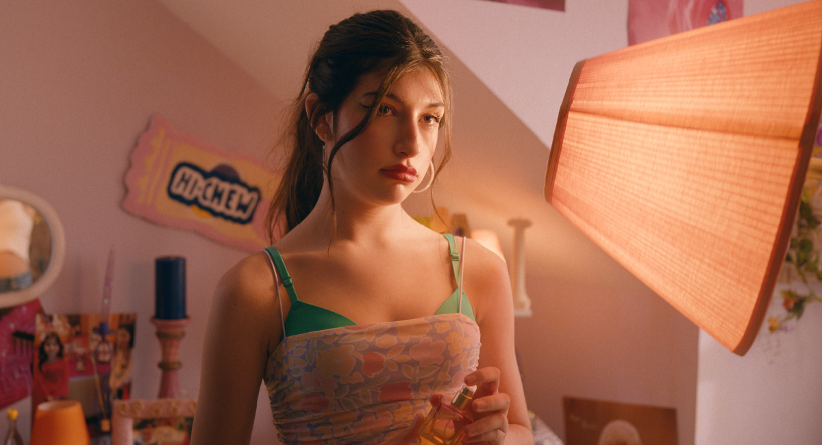Sunny Sandler as Stacy Friedman in 'You Are So Not Invited To My Bat Mitzvah.'