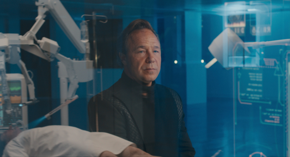 Stephen Graham as Elias Mannix in 'Bodies.'