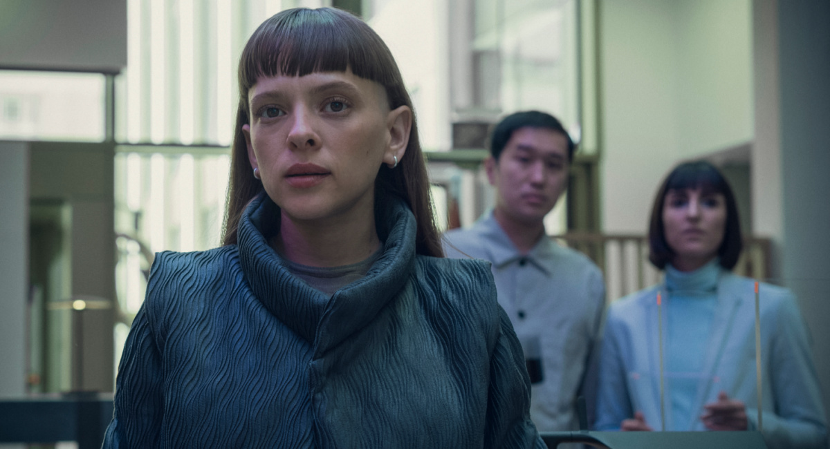 Shira Haas as DC Maplewood on 'Bodies.'
