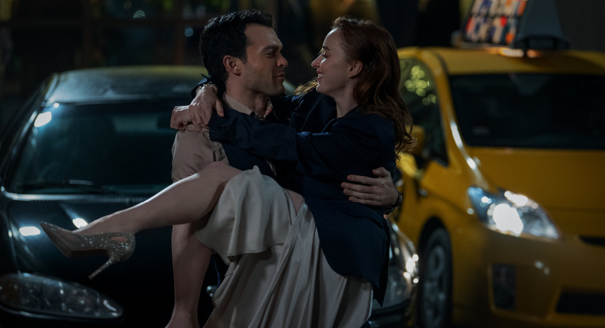 Alden Ehrenreich as Luke and Phoebe Dynevor as Emily in 'Fair Play.'
