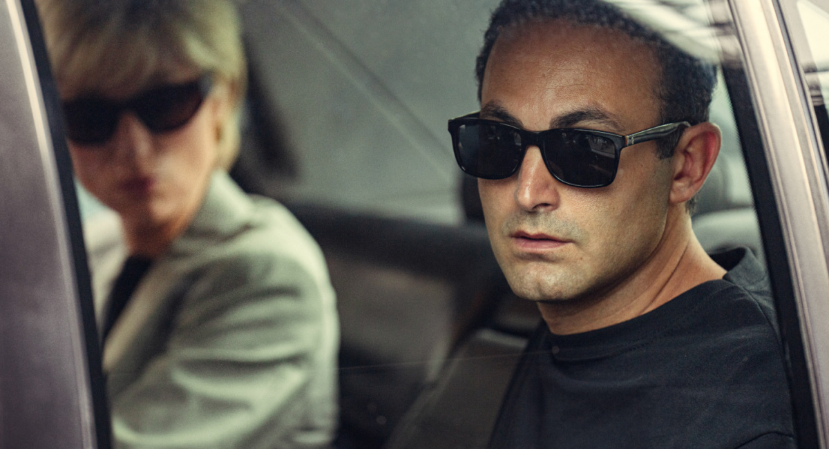 Elizabeth Debicki and Khalid Abdalla in 'The Crown' season 6.