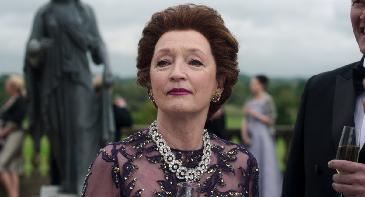 Lesley Manville in 'The Crown' season 6.