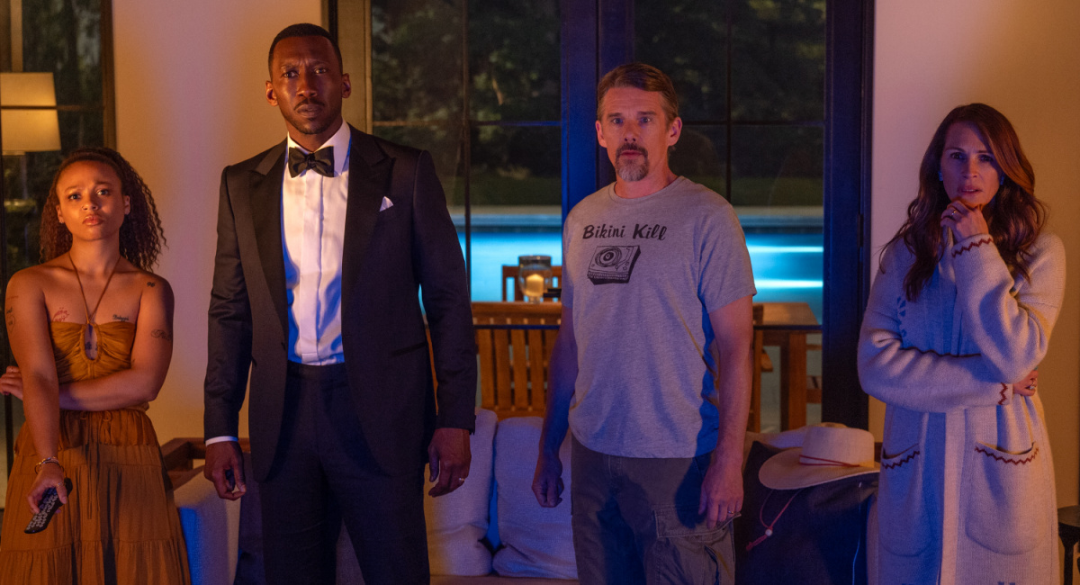 Myha’la as Ruth, Mahershala Ali as G.H., Ethan Hawke as Clay and Julia Roberts as Amanda in 'Leave the World Behind.'
