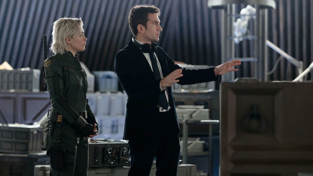 Florence Pugh and Jake Schreier on the set of Marvel Studios' 'Thunderbolts*'. Photo by Chuck Zlotnick. © 2025 Marvel.