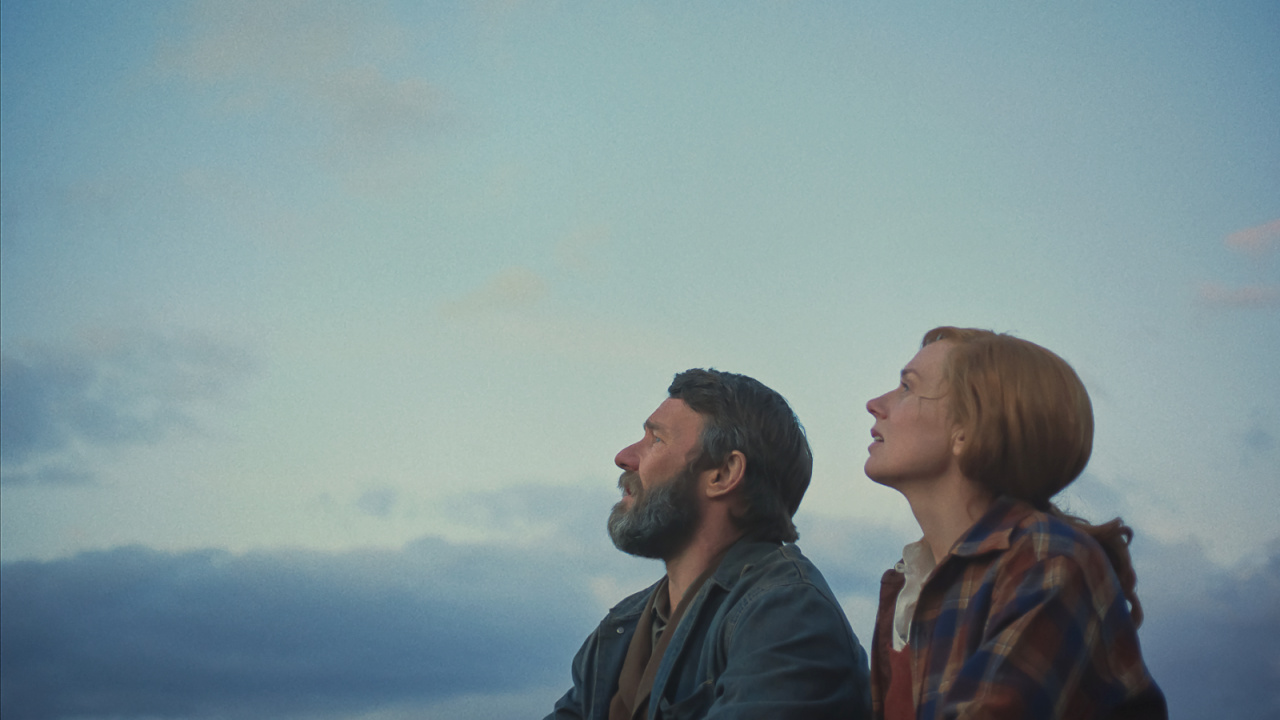 (L to R) Joel Edgerton as Robert Grainier and Kerry Condon as Claire Thompson in 'Train Dreams'. Cr. BBP Train Dreams. LLC. © 2025.